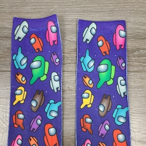Two Pairs of Unisex Knee High Among Us Novelty Socks One Size - Picture 10 of 16